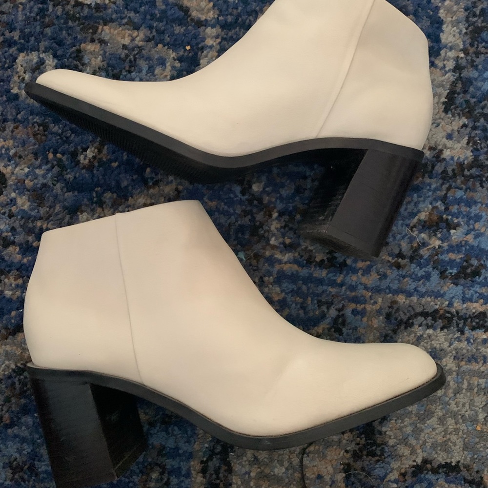 Calico retrospect cream off white chunky heel ankle boot bootie - Picture 1 of 6